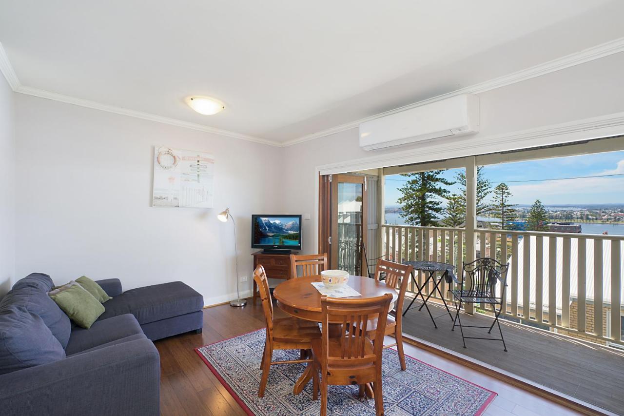 Newcastle Short Stay Accommodation - Vista Apartment Eksteriør bilde