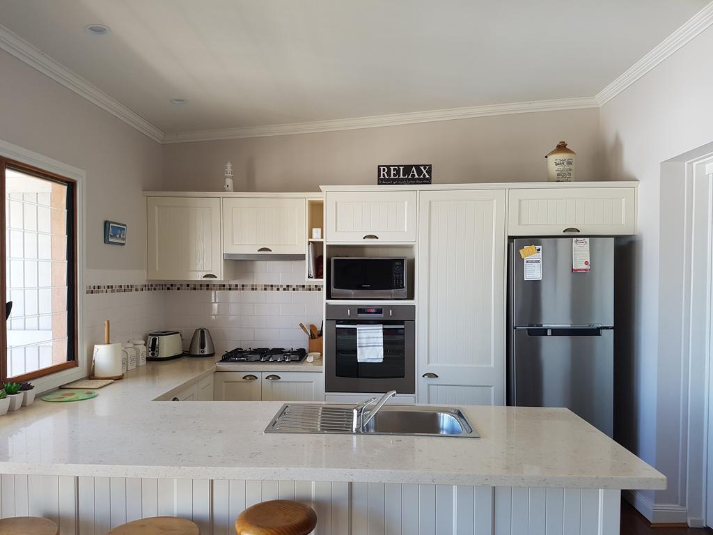 Newcastle Short Stay Accommodation - Vista Apartment Eksteriør bilde